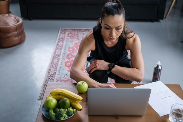 Mujer con objetivos de vida saludables
